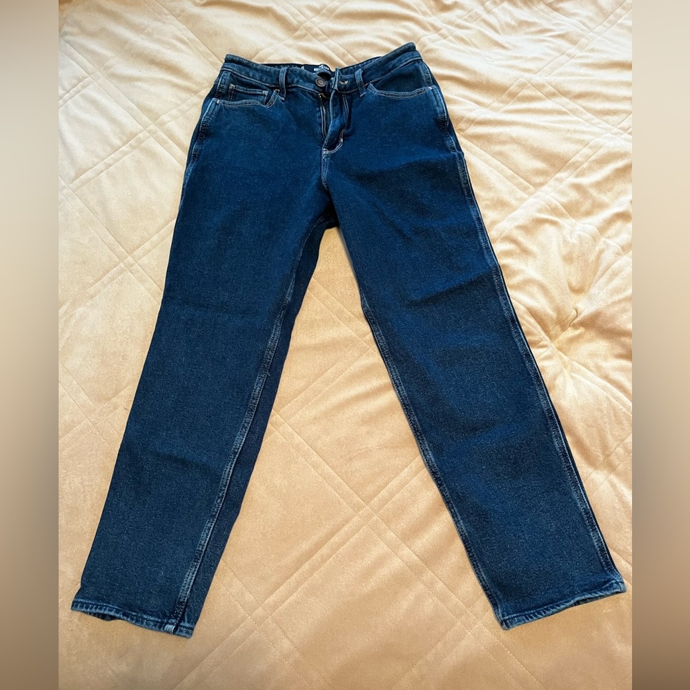 Hollister Ultra High Rise Mom Jean